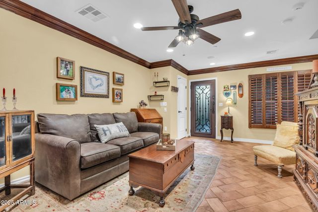 2458 E ROMA Avenue, Phoenix, AZ 85016