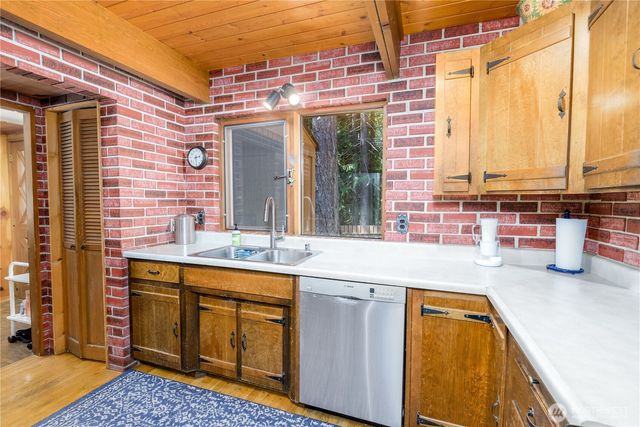 76 Fawn Haven Road, Port Angeles, WA 98362