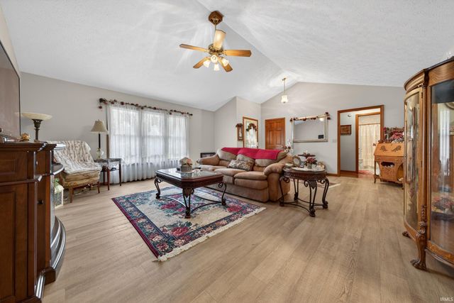 3277 ALMQUIST Lane, Kokomo, IN 46902