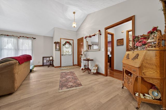 3277 ALMQUIST Lane, Kokomo, IN 46902