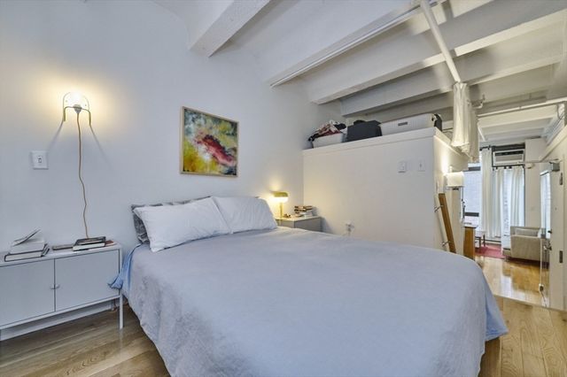 12 Stoneholm St 307, Boston, MA 02115