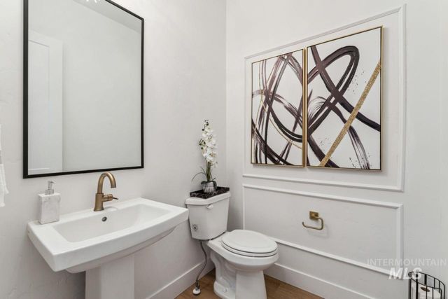 5379 S Mesa Trail Pl, Meridian, ID 83642