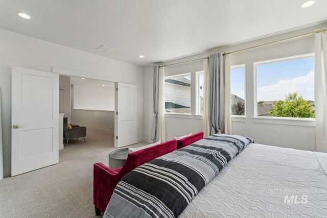 5379 S Mesa Trail Pl, Meridian, ID 83642