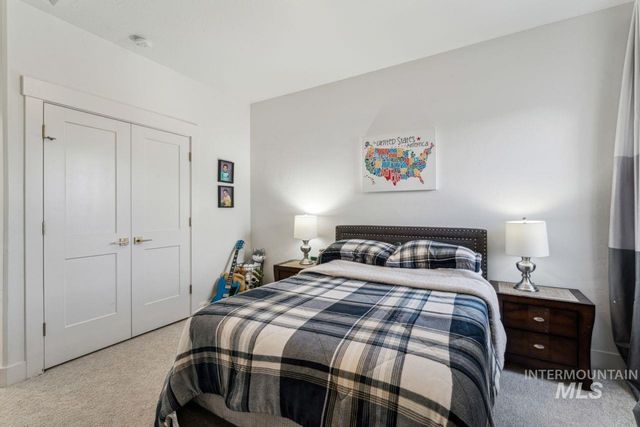 5379 S Mesa Trail Pl, Meridian, ID 83642