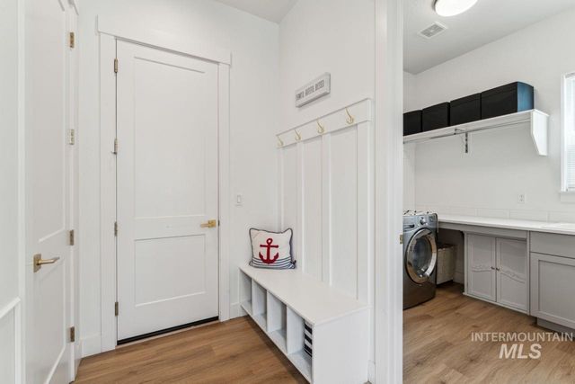 5379 S Mesa Trail Pl, Meridian, ID 83642