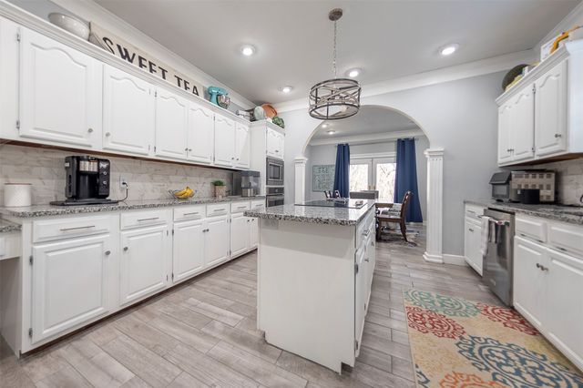 10215 E 98th Street, Tulsa, OK 74133
