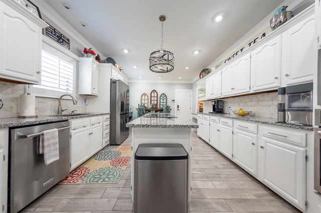 10215 E 98th Street, Tulsa, OK 74133