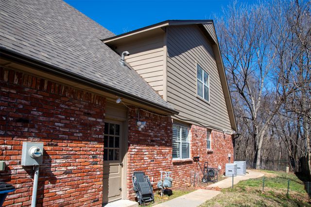 10215 E 98th Street, Tulsa, OK 74133