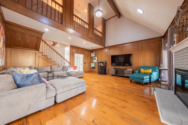 10215 E 98th Street, Tulsa, OK 74133
