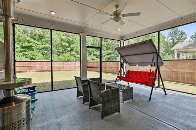 8 Unbridled Way, Newnan, GA 30263