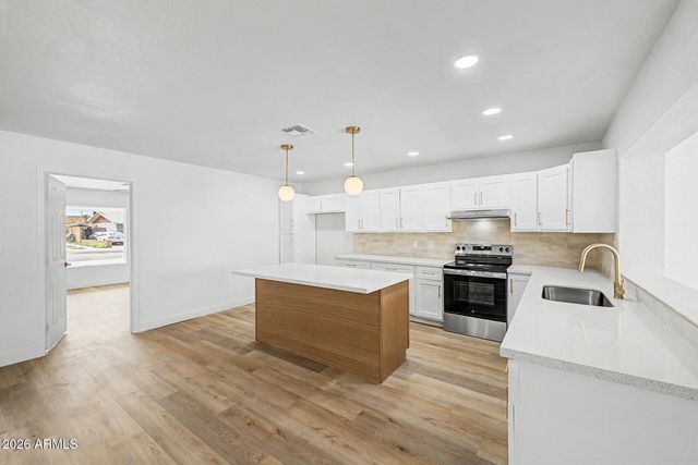 5207 N 39TH Drive, Phoenix, AZ 85019