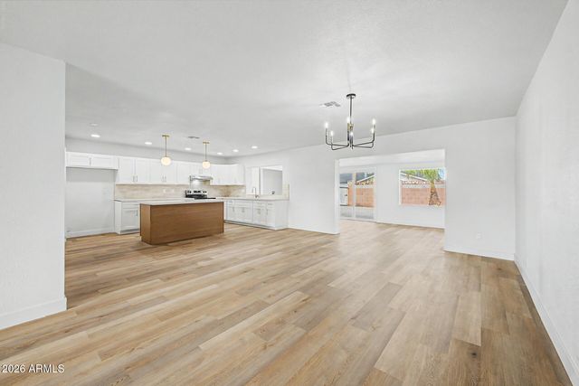 5207 N 39TH Drive, Phoenix, AZ 85019