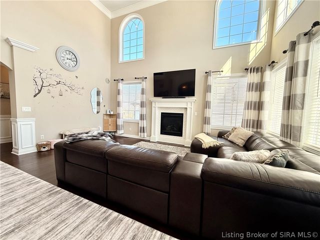 12218 Saint Andrews Place, Sellersburg, IN 47172