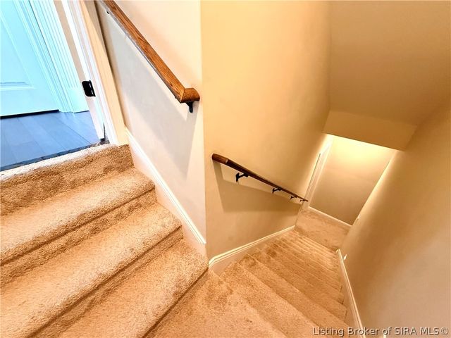 12218 Saint Andrews Place, Sellersburg, IN 47172