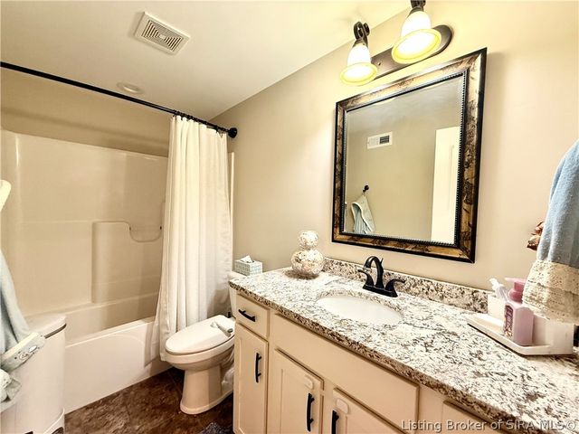 12218 Saint Andrews Place, Sellersburg, IN 47172