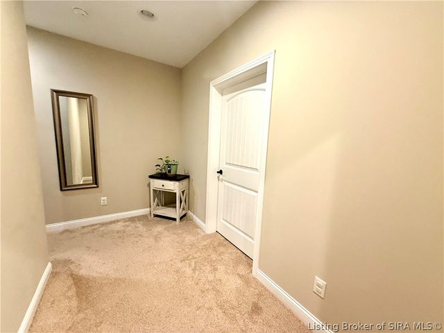 12218 Saint Andrews Place, Sellersburg, IN 47172