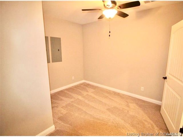 12218 Saint Andrews Place, Sellersburg, IN 47172