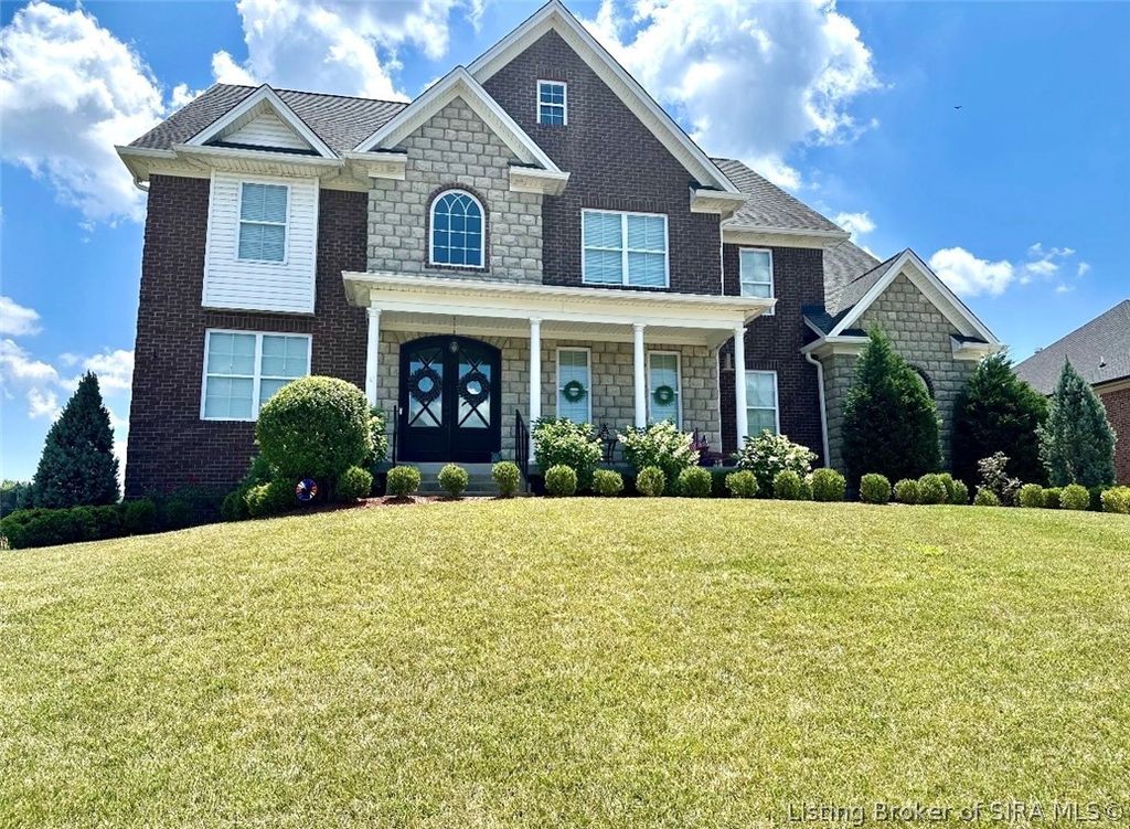 12218 Saint Andrews Place, Sellersburg, IN 47172