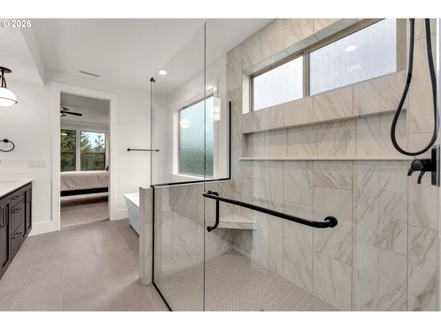 4908 Ne 132ND Cir, Vancouver, WA 98686