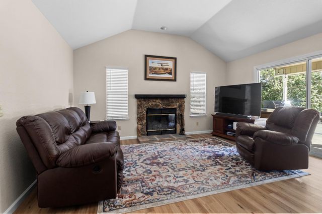 119 Dyrell Way, Folsom, CA 95630
