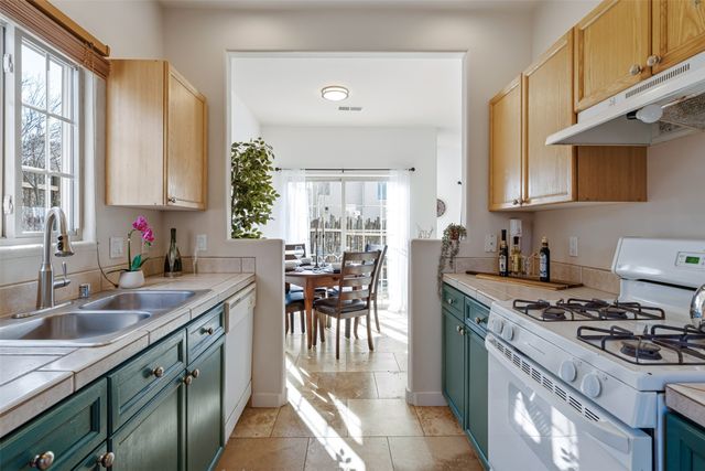 4212 Big Sky Road, Santa Fe, NM 87507