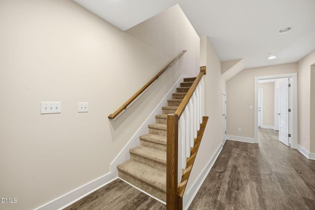 2800 Bedford Green Drive 106, Raleigh, NC 27604