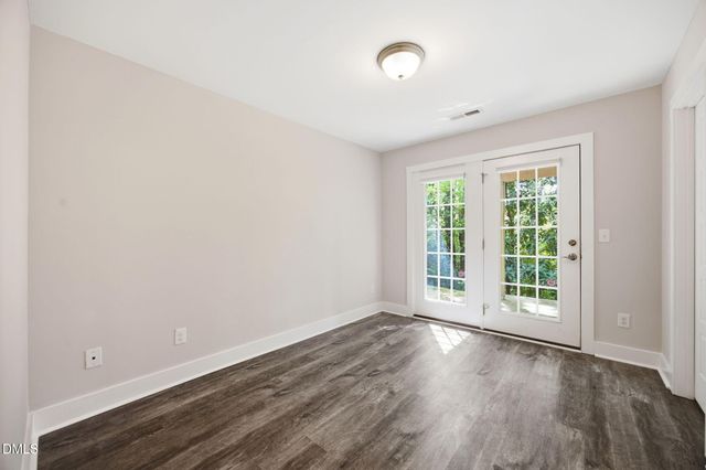 2800 Bedford Green Drive 106, Raleigh, NC 27604