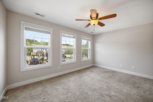 2800 Bedford Green Drive 106, Raleigh, NC 27604