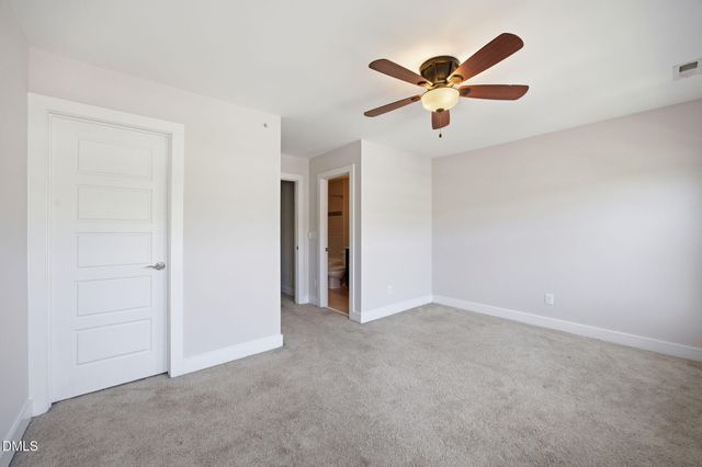 2800 Bedford Green Drive 106, Raleigh, NC 27604