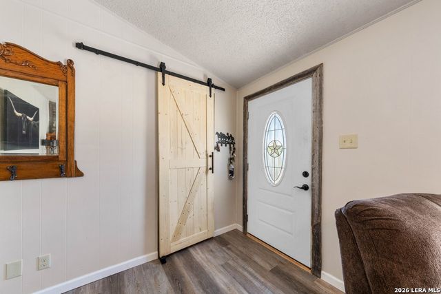 731 Mountain View Pl, Pipe Creek, TX 78063