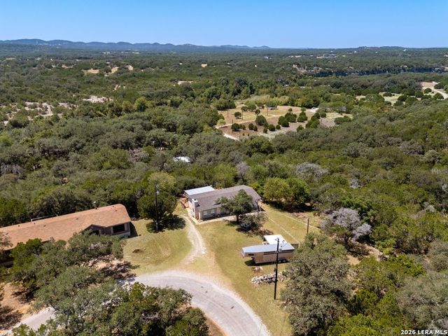731 Mountain View Pl, Pipe Creek, TX 78063