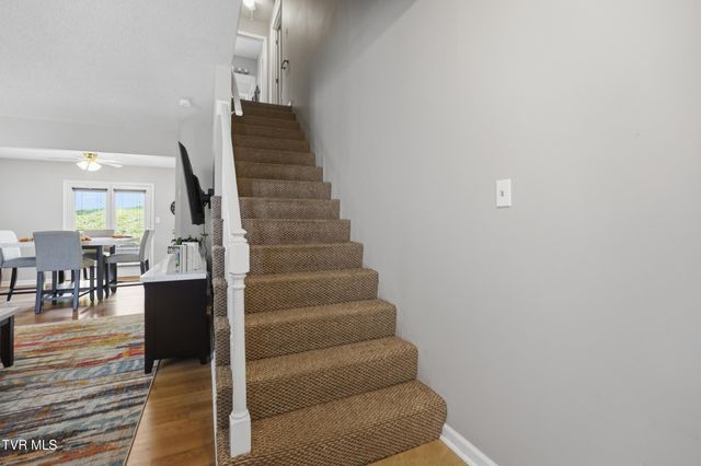1725 West Lakeview Drive Unit 41, Johnson City, TN 37601