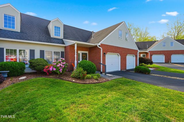1725 West Lakeview Drive Unit 41, Johnson City, TN 37601