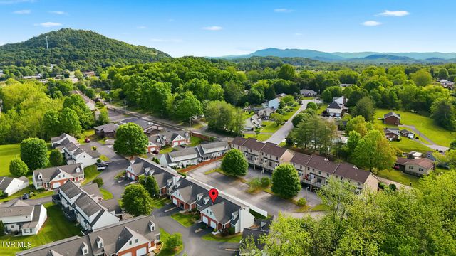 1725 West Lakeview Drive Unit 41, Johnson City, TN 37601