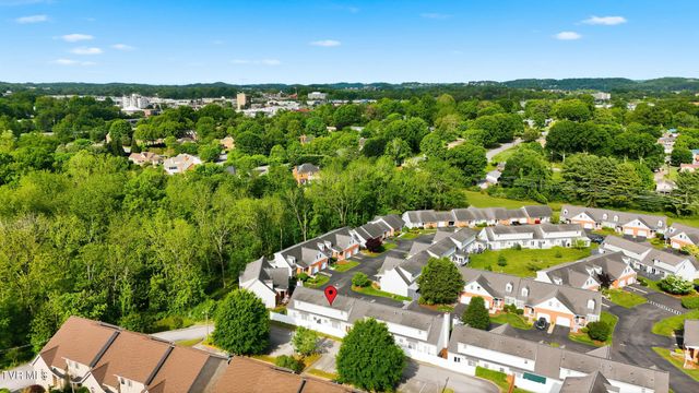1725 West Lakeview Drive Unit 41, Johnson City, TN 37601
