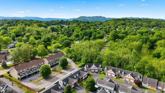 1725 West Lakeview Drive Unit 41, Johnson City, TN 37601