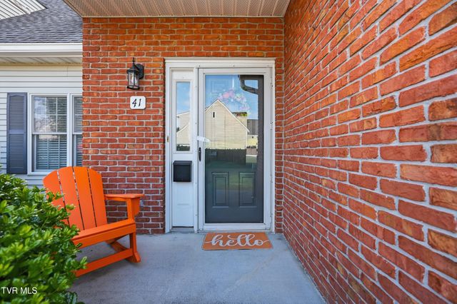 1725 West Lakeview Drive Unit 41, Johnson City, TN 37601