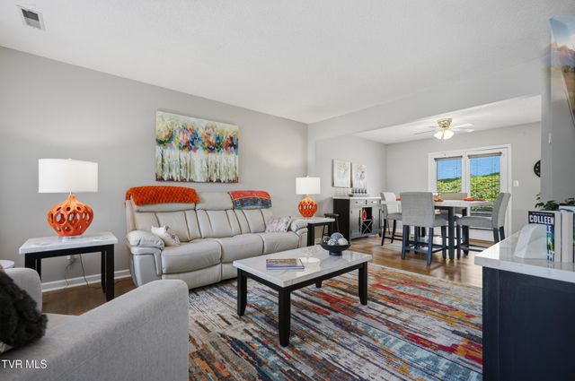 1725 West Lakeview Drive Unit 41, Johnson City, TN 37601