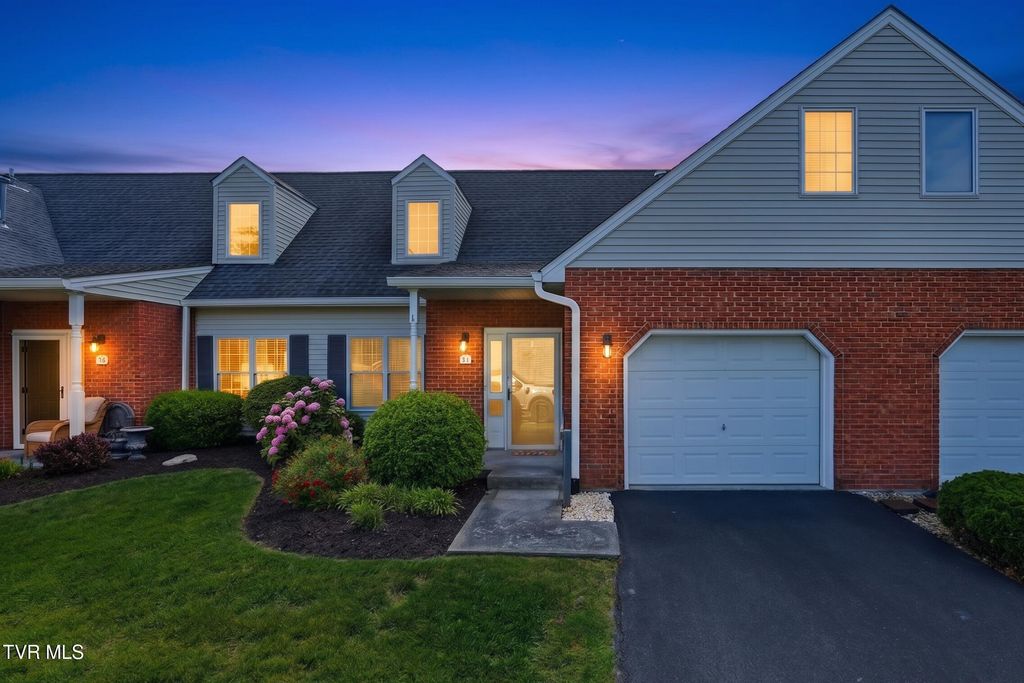 1725 West Lakeview Drive Unit 41, Johnson City, TN 37601