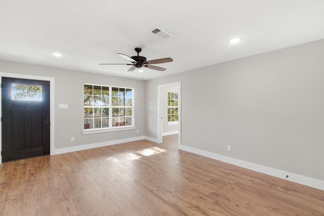 188 Cedar Hill Trail, Whitney, TX 76692