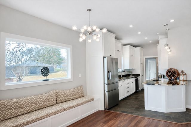 106 Blackfoot Trail, Lake Kiowa, TX 76240