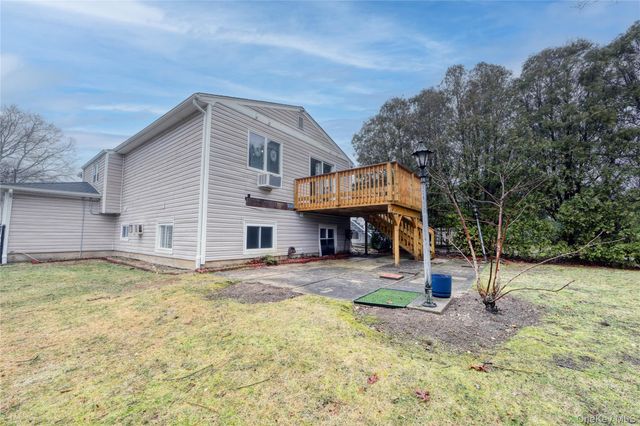 386 Southport Street, Ronkonkoma, NY 11779