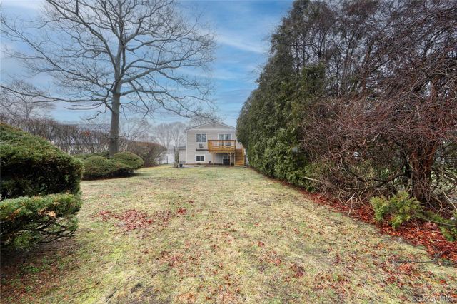 386 Southport Street, Ronkonkoma, NY 11779