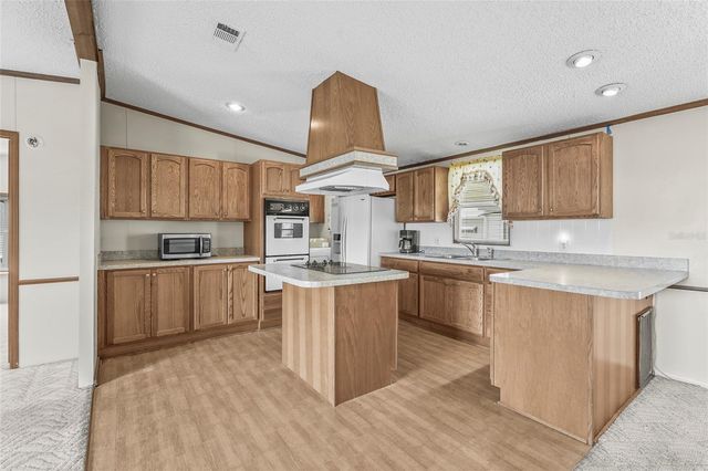 420 49TH STREET E 48, Palmetto, FL 34221