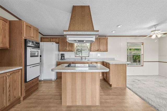 420 49TH STREET E 48, Palmetto, FL 34221