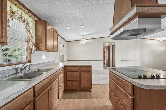 420 49TH STREET E 48, Palmetto, FL 34221