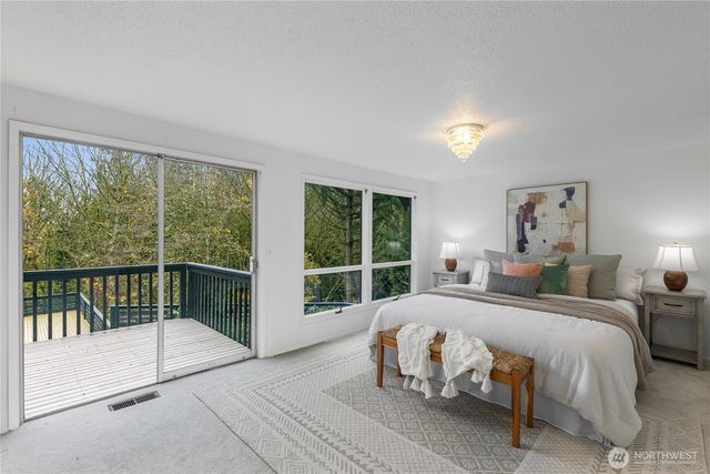 16521 NE 1st Place, Bellevue, WA 98008