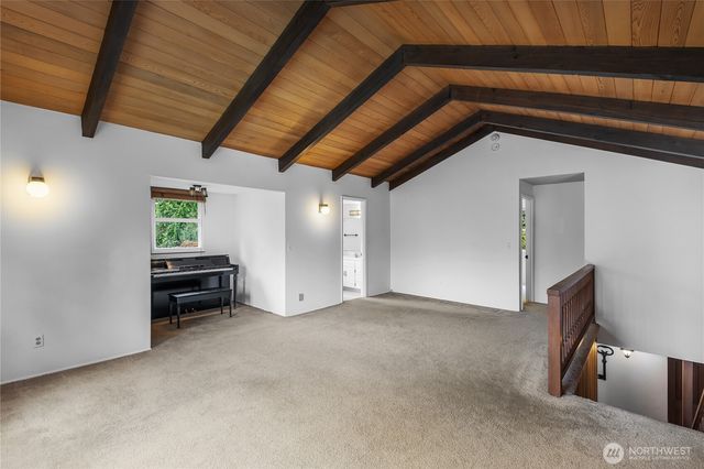 16521 NE 1st Place, Bellevue, WA 98008