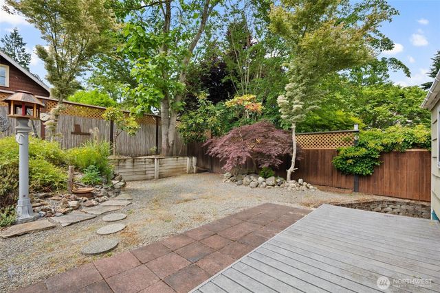 14023 Meridian Avenue N, Seattle, WA 98133