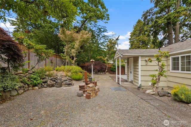 14023 Meridian Avenue N, Seattle, WA 98133